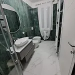 Deluxe Bed & Breakfast 3*